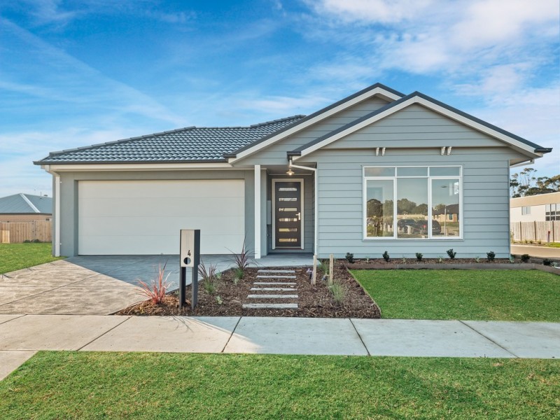 14 Sandpiper Circuit, Cowes VIC 3922