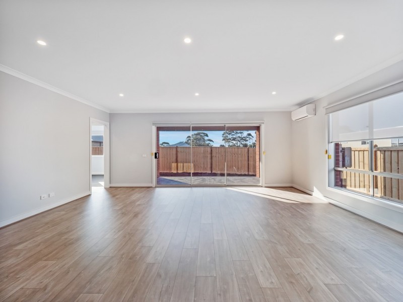 14 Sandpiper Circuit, Cowes VIC 3922