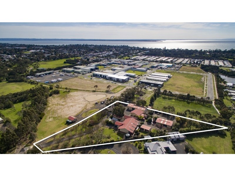 32 Jeury Court, Cowes VIC 3922