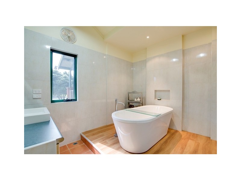 32 Jeury Court, Cowes VIC 3922