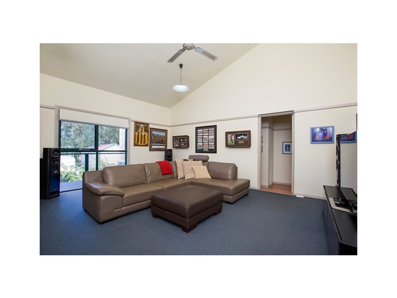 32 Jeury Court, Cowes VIC 3922