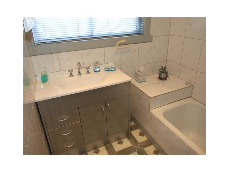 32 Scenic Drive, Cowes VIC 3922