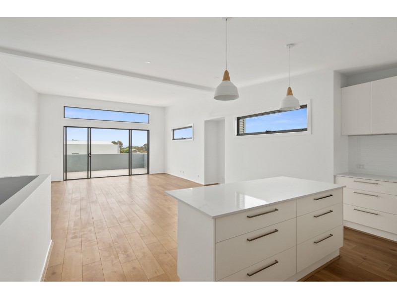 3 and 4 /61 McKenzie Road, Cowes VIC 3922