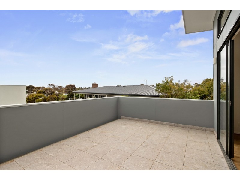3 and 4 /61 McKenzie Road, Cowes VIC 3922