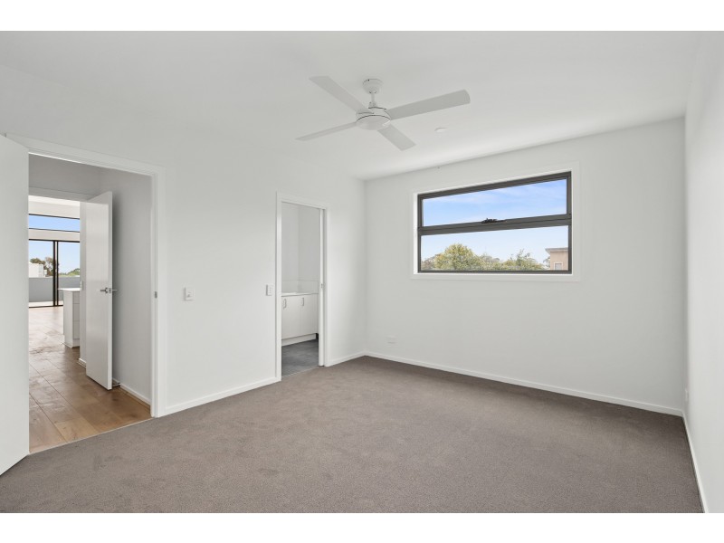 3 and 4 /61 McKenzie Road, Cowes VIC 3922