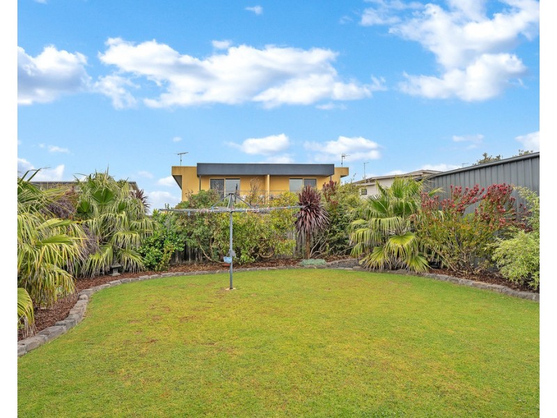 19 Seaview Crescent, Surf Beach VIC 3922