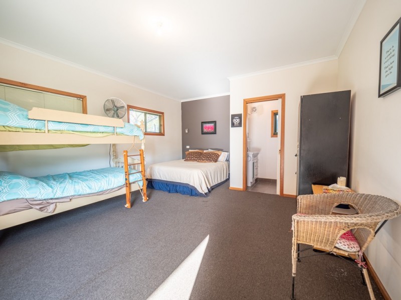 7 Panorama Avenue, Sunset Strip VIC 3922