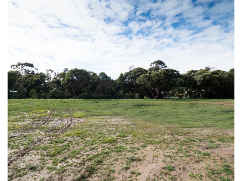 104 Pembrey Loop, Cowes VIC 3922