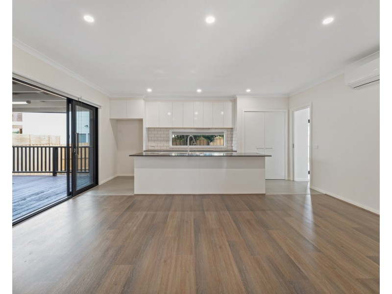 2/105 McKenzie Road, Cowes VIC 3922