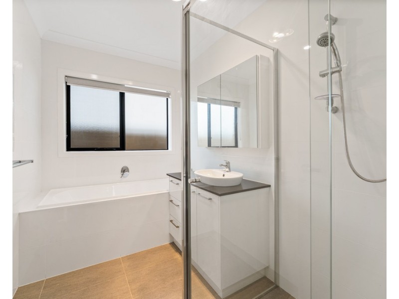 2/105 McKenzie Road, Cowes VIC 3922