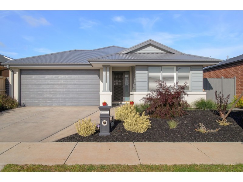 37 Seacrest Drive, Cowes VIC 3922