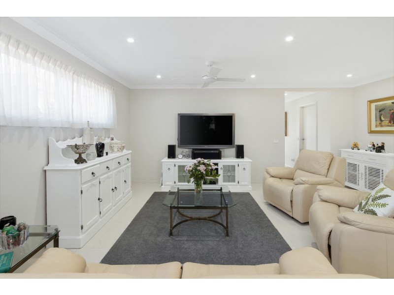 37 Seacrest Drive, Cowes VIC 3922