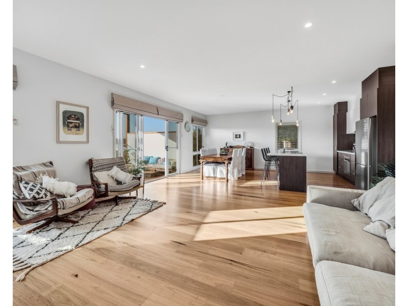 4 Echidna Grove, Cowes VIC 3922