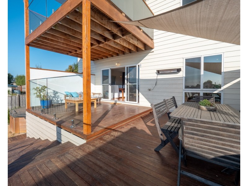 4 Echidna Grove, Cowes VIC 3922