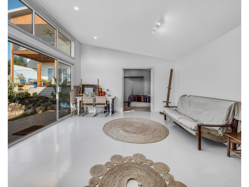 4 Echidna Grove, Cowes VIC 3922
