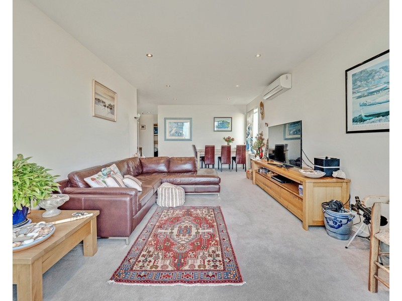 9/4 Sapphire View, San Remo VIC 3925