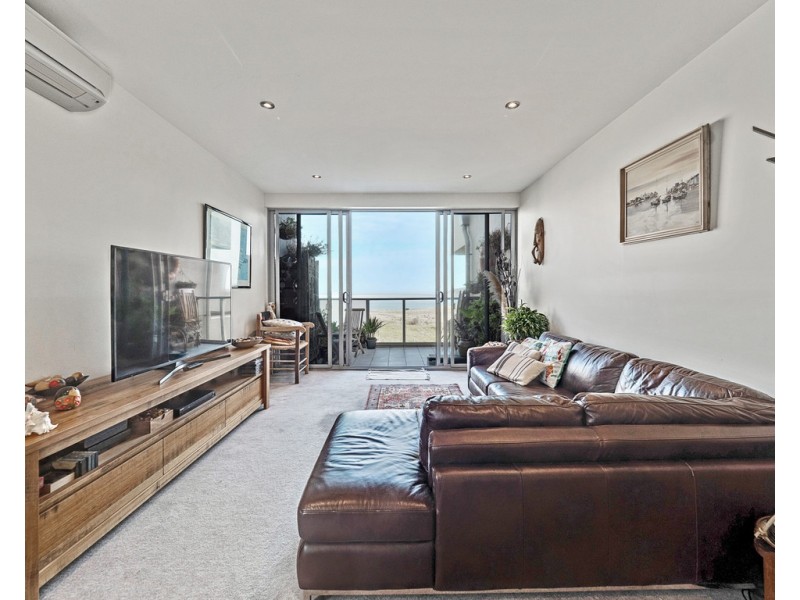 9/4 Sapphire View, San Remo VIC 3925