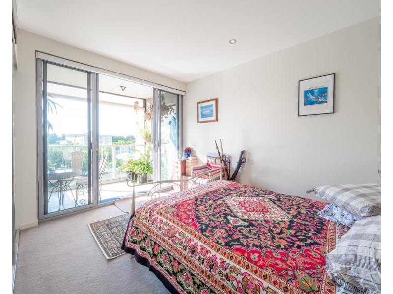 9/4 Sapphire View, San Remo VIC 3925