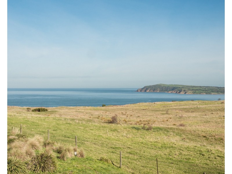 9/4 Sapphire View, San Remo VIC 3925