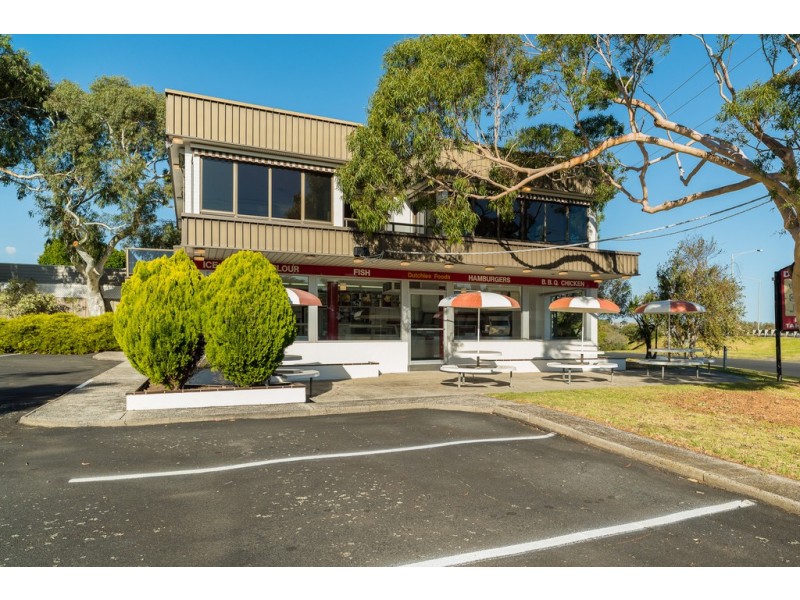 1 Forrest Avenue, Newhaven VIC 3925