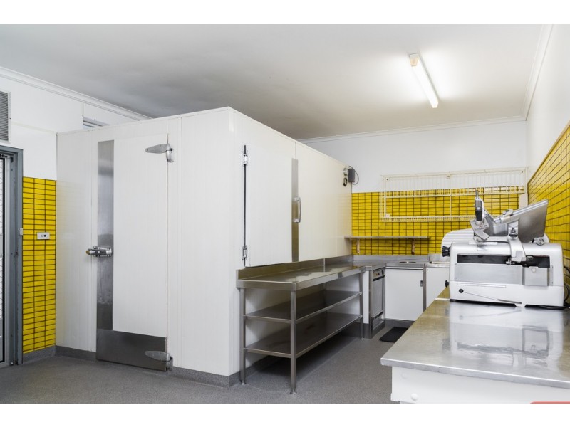 1 Forrest Avenue, Newhaven VIC 3925