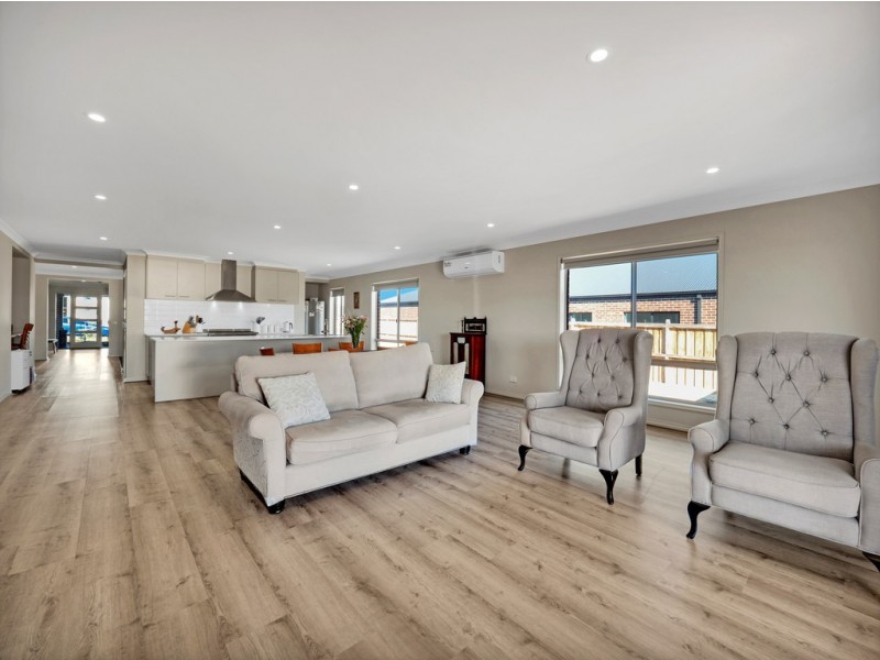 26 Seacrest Drive, Cowes VIC 3922