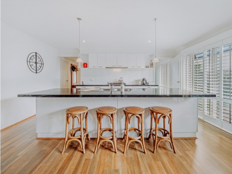 43 Boardwalk Boulevard, Cowes VIC 3922