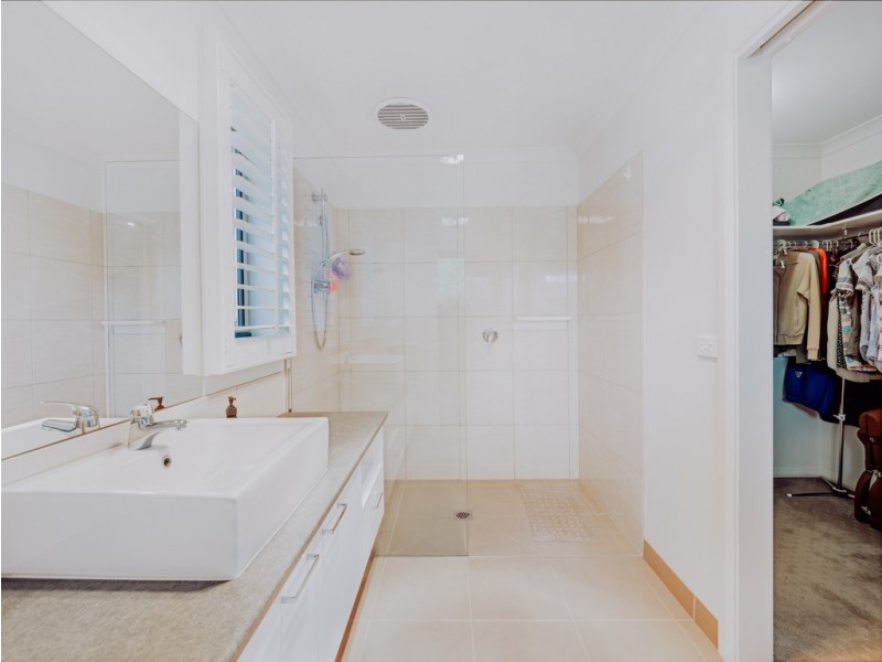 43 Boardwalk Boulevard, Cowes VIC 3922