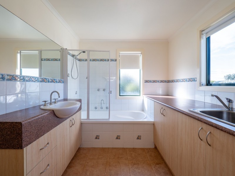 40 Second Avenue, Cape Woolamai VIC 3925