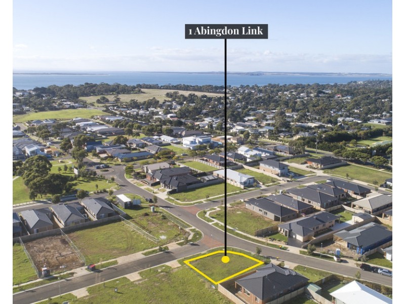 1 Abingdon Avenue, Cowes VIC 3922