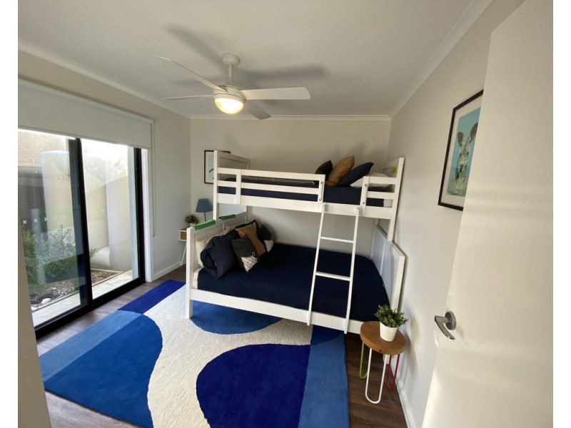 6 Ibis Court, Cowes VIC 3922