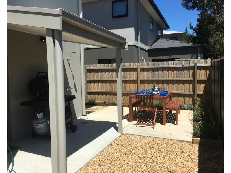 6 Ibis Court, Cowes VIC 3922