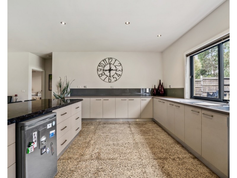 15 Coghlan Road, Cowes VIC 3922