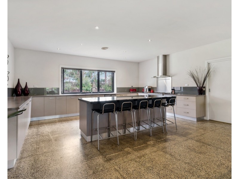 15 Coghlan Road, Cowes VIC 3922