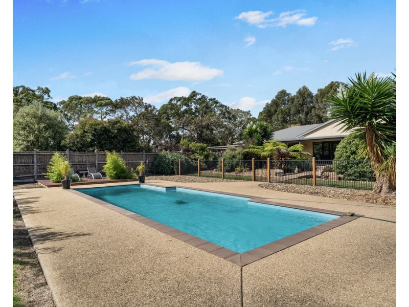 15 Coghlan Road, Cowes VIC 3922