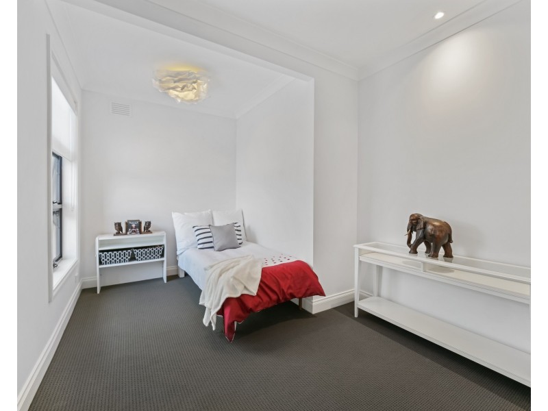 17 Albany Road, Cowes VIC 3922