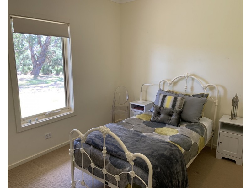 19 Casuarina Court, Cowes VIC 3922