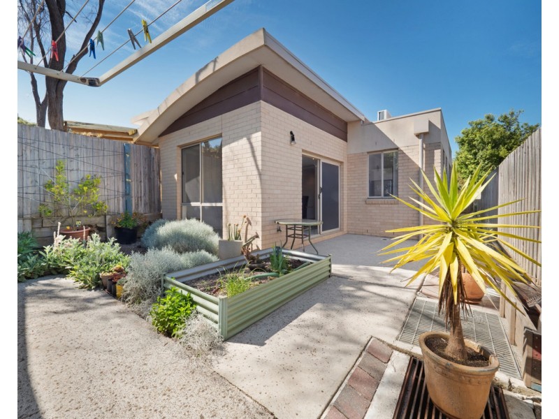 4/1 Wonthaggi Crescent, San Remo VIC 3925