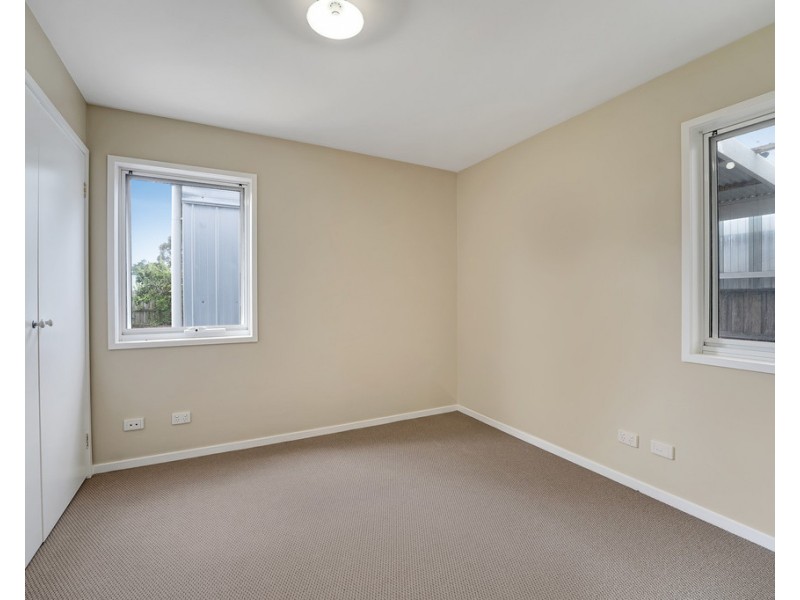 21 Irving Road, Cowes VIC 3922