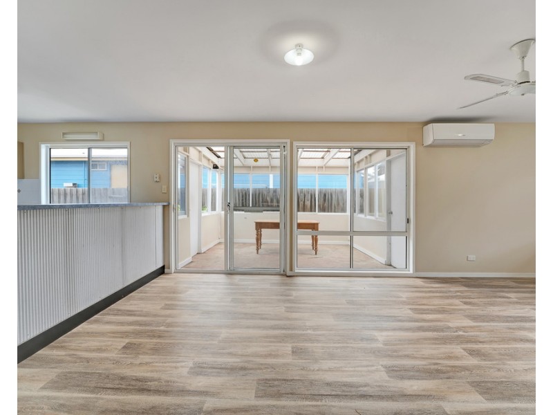 21 Irving Road, Cowes VIC 3922