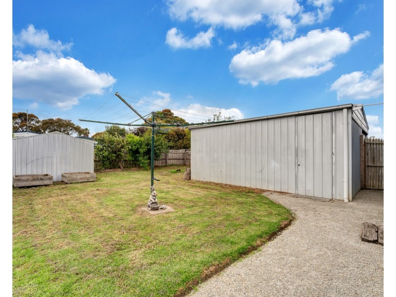 21 Irving Road, Cowes VIC 3922