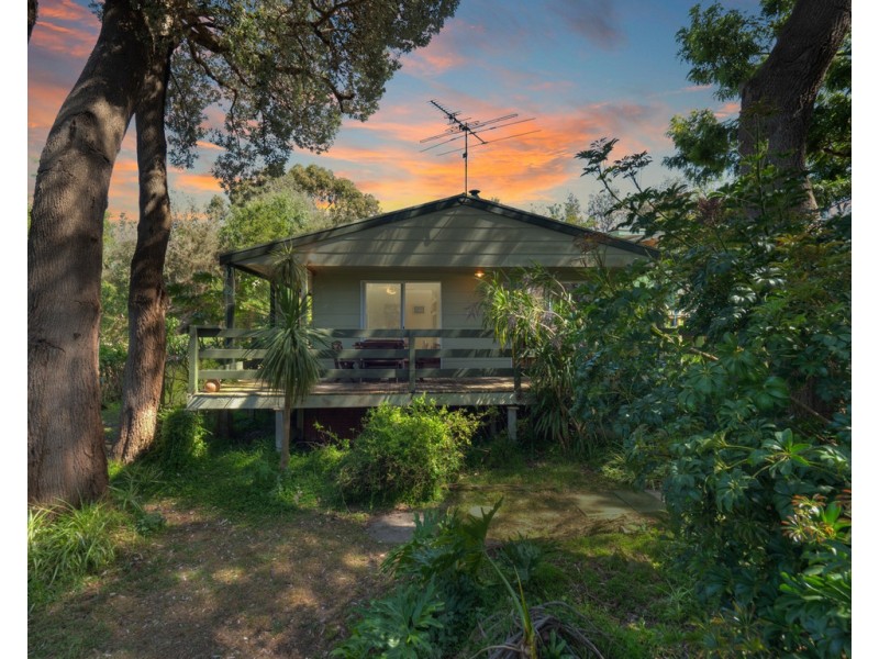 9 Bruce Road, Silverleaves VIC 3922