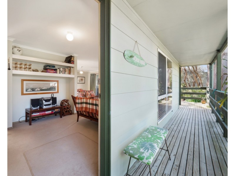 9 Bruce Road, Silverleaves VIC 3922