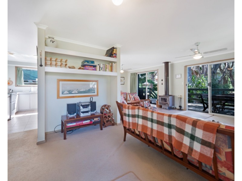9 Bruce Road, Silverleaves VIC 3922
