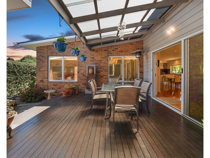 16 Norman Drive, Cowes VIC 3922