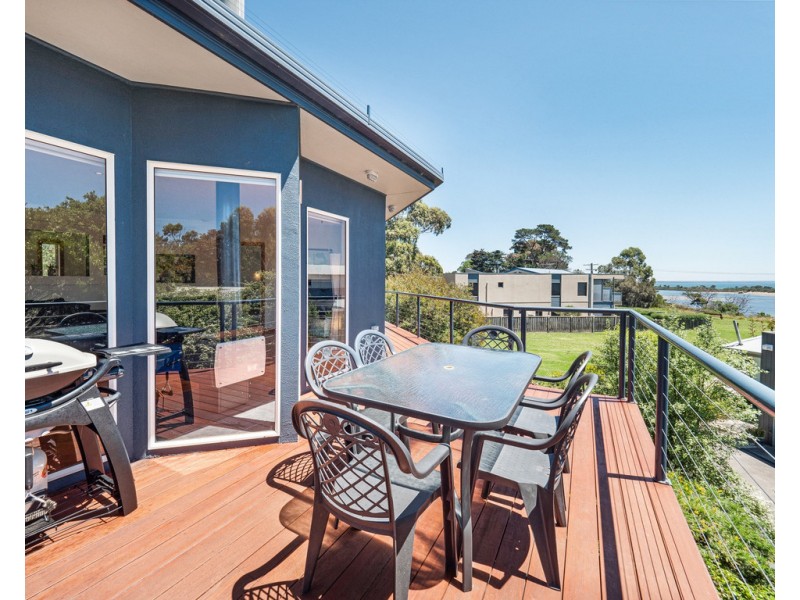 7 Walton Street, Rhyll VIC 3923