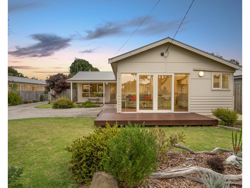 1/20 Cleeland Street, Newhaven VIC 3925