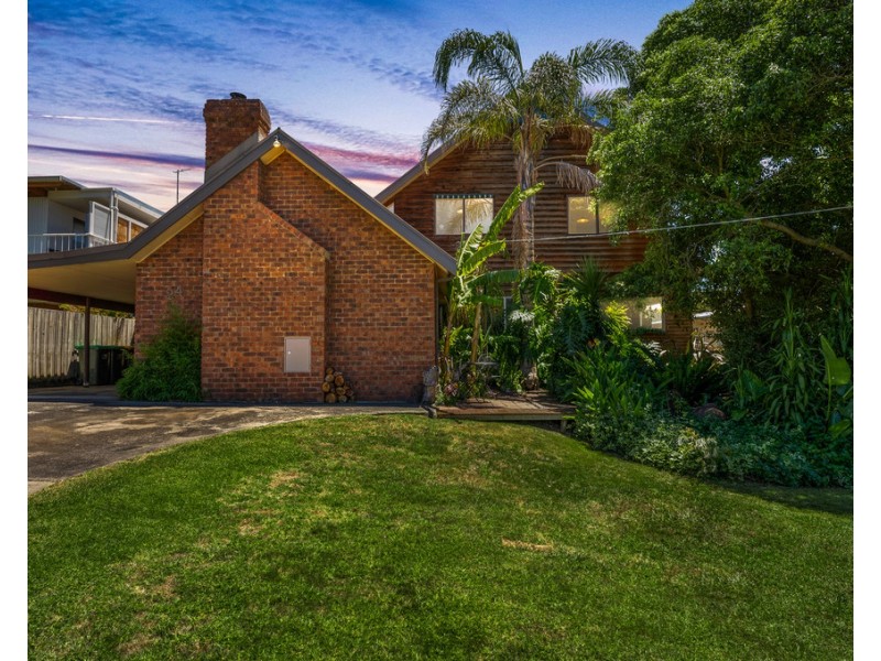 24 Raywood Avenue, Cowes VIC 3922