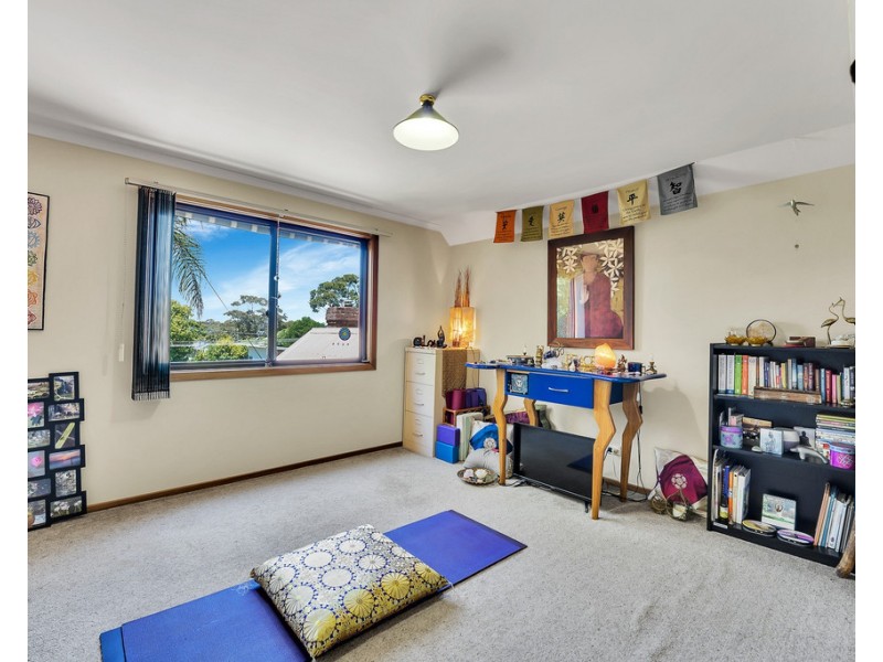 24 Raywood Avenue, Cowes VIC 3922