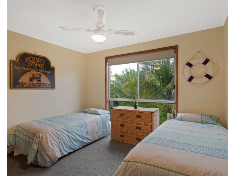 18 Boonderabbi Way, Cowes VIC 3922